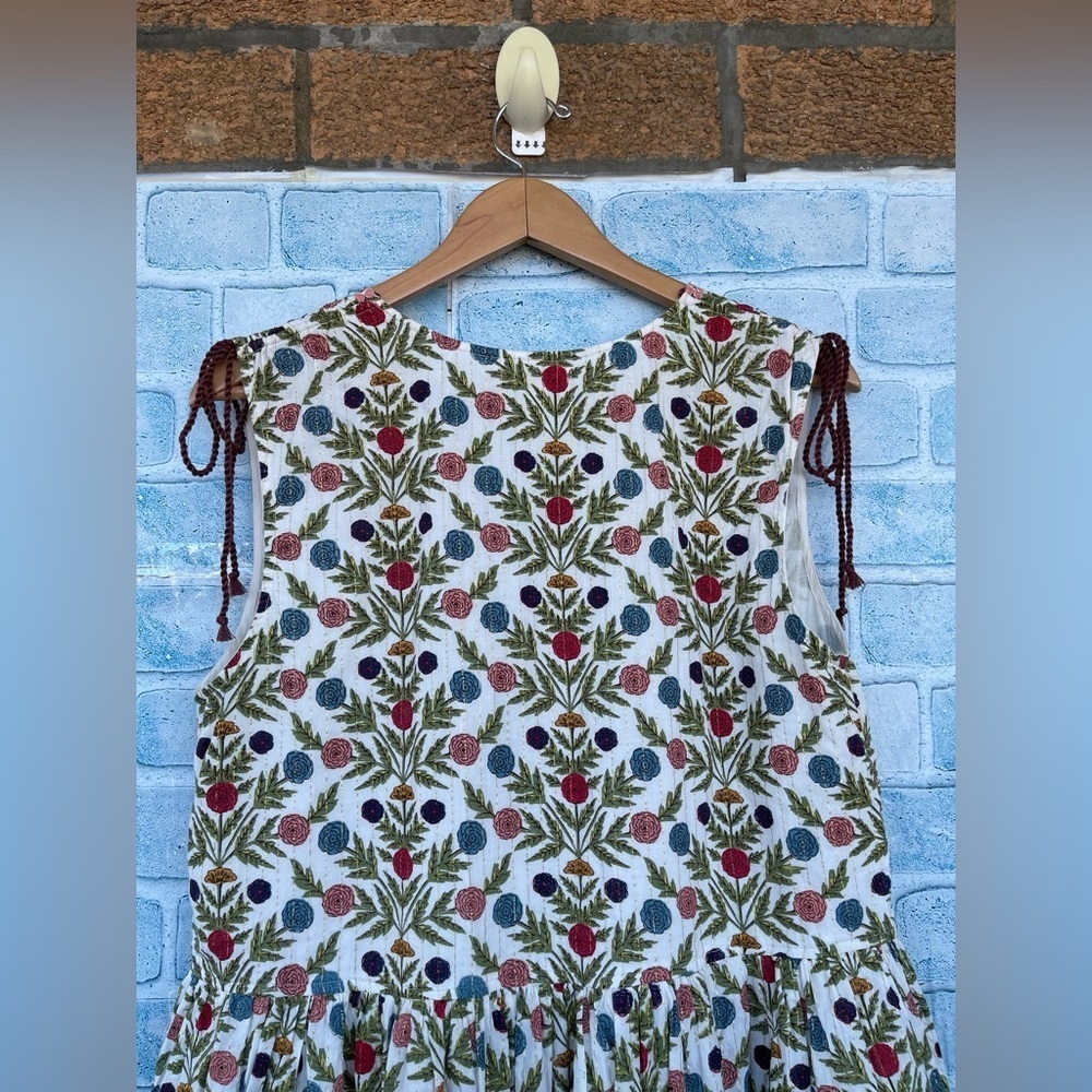 Pink chicken metallic tassel rose prints dress size large - Picture 11 of 16